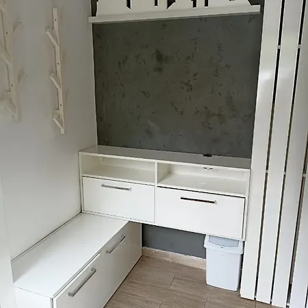 Alex 3 アパート *