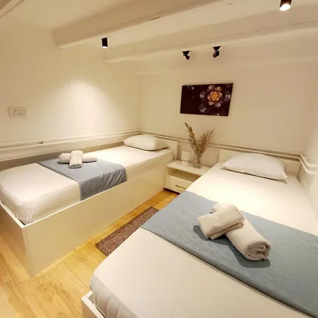 Alex 3 * Belgrade